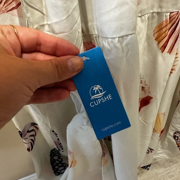 Cupshe Seashell Patterned Dress in Cream and Red - Picture 6 of 6